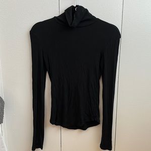 Aritzia Sunday best ribbed black turtle neck long sleeve